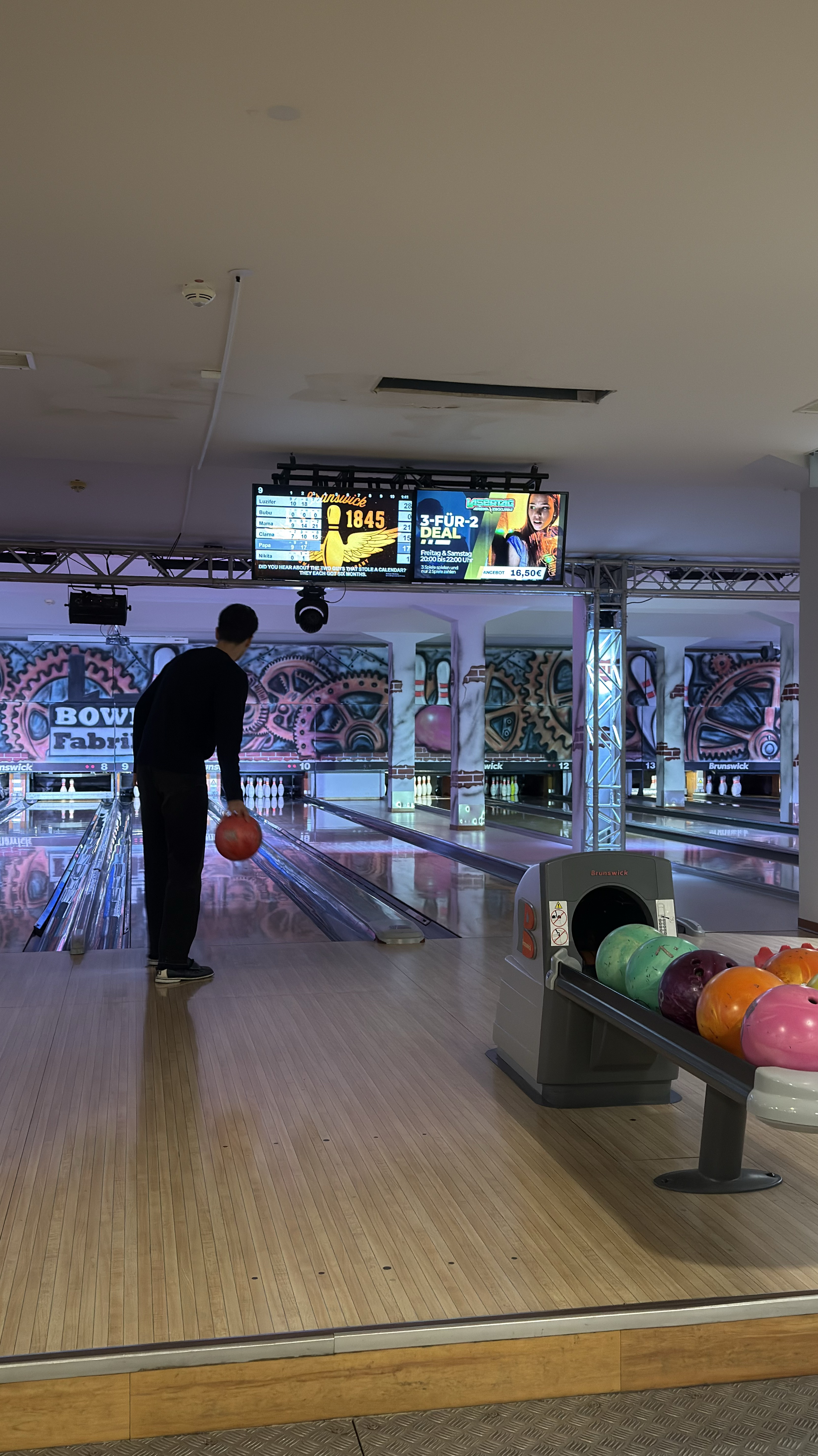 003Bowlingr105jpeg